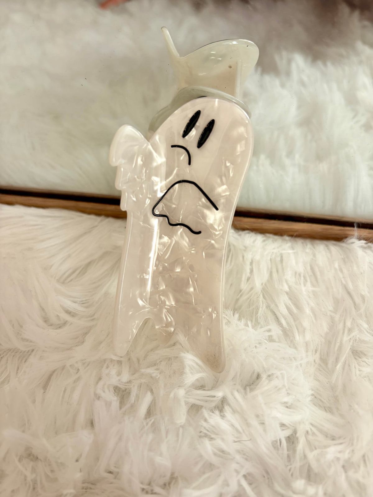 Ghost Claw Clip